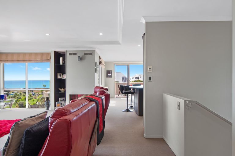 Photo of property in 2/508 Seaforth Road, Bowentown, Waihi Beach, 3177