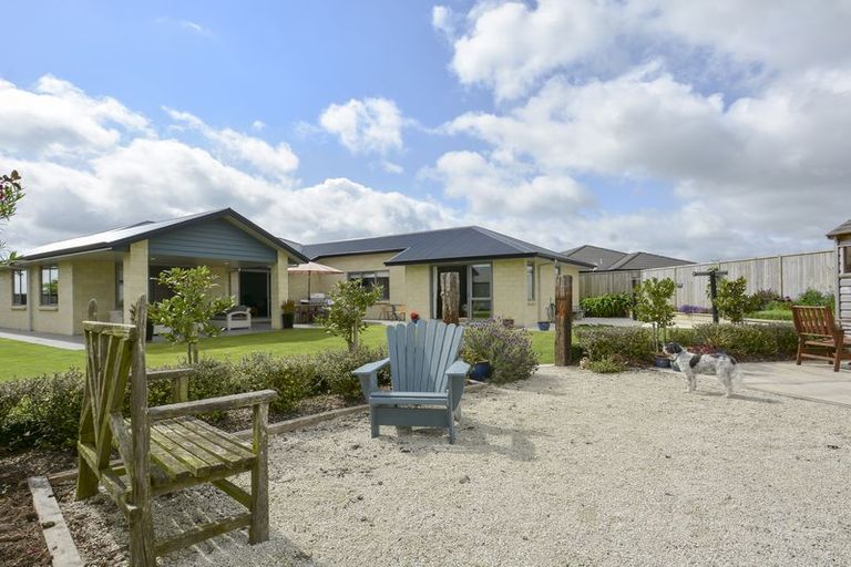 Photo of property in 27 Mortlake Heights, Pyes Pa, Tauranga, 3112