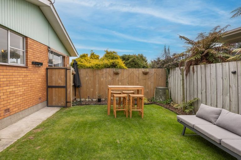 Photo of property in 21 Blakehall Place, Spreydon, Christchurch, 8024