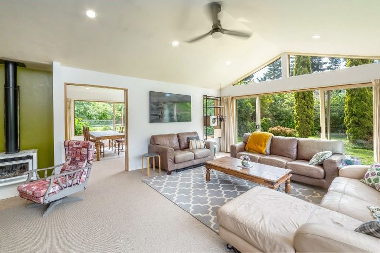 Photo of property in 1789 State Highway 2, Kaitoke, Upper Hutt, 5018