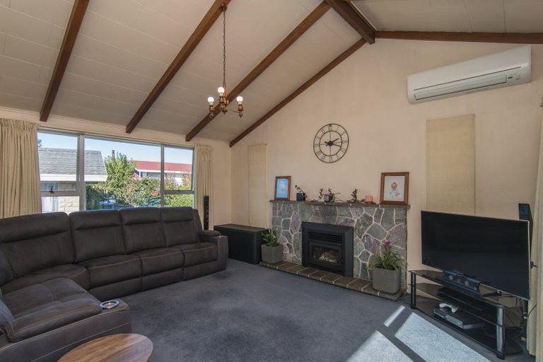 Photo of property in 16 Godley Place, Oceanview, Timaru, 7910