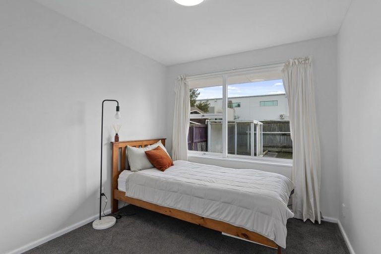 Photo of property in 103 Woodbury Street, Russley, Christchurch, 8042