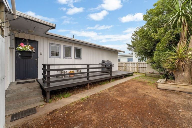 Photo of property in 36 Makarini Street, Paraparaumu, 5032