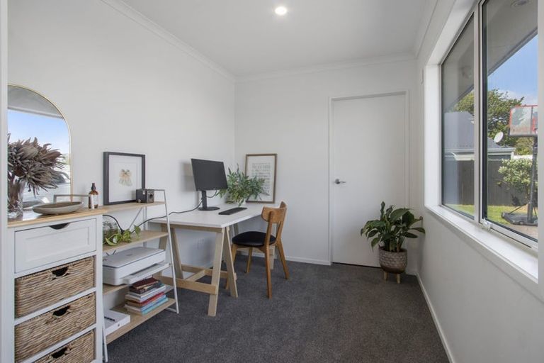 Photo of property in 7 Seafoam Place, Waihi Beach, 3611