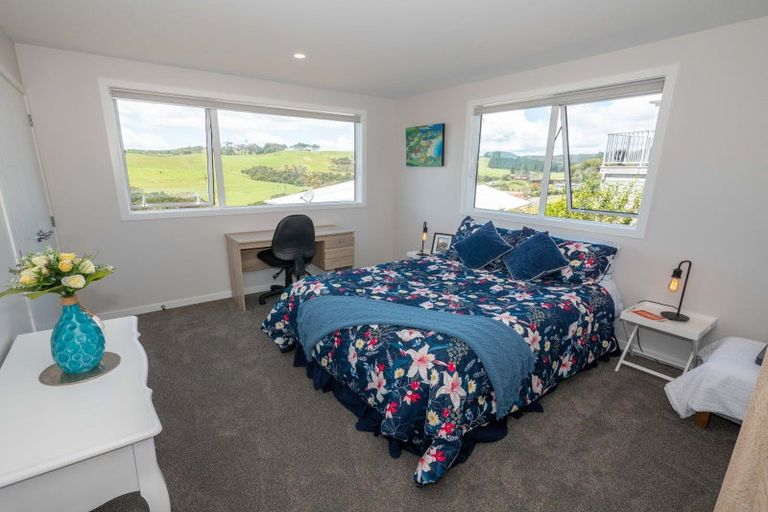 Photo of property in 21 Christine Drive, Coopers Beach, 0420