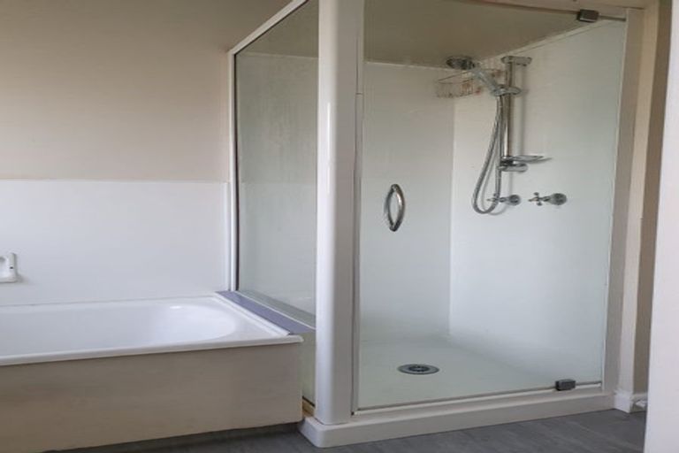 Photo of property in 1/46 Longmuir Street, Ilam, Christchurch, 8041