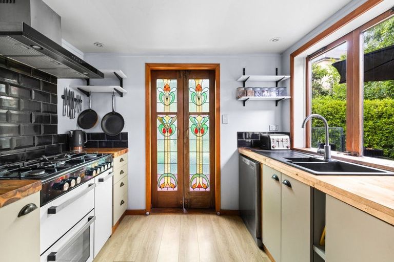 Photo of property in 55c Palmerston Road, Havelock North, 4130