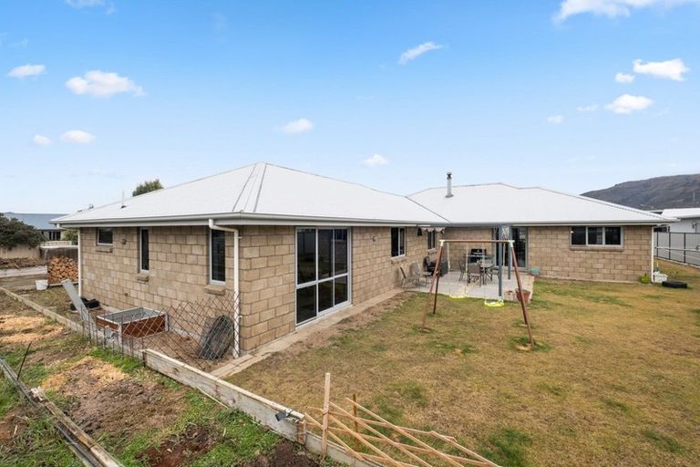 Photo of property in 29 Albert Drive, Clyde, 9330