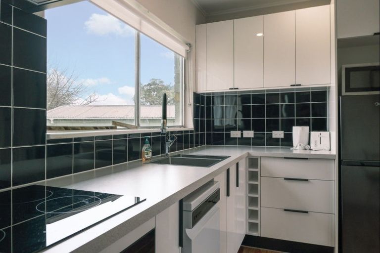 Photo of property in 24 Euan Street, Mangakakahi, Rotorua, 3015