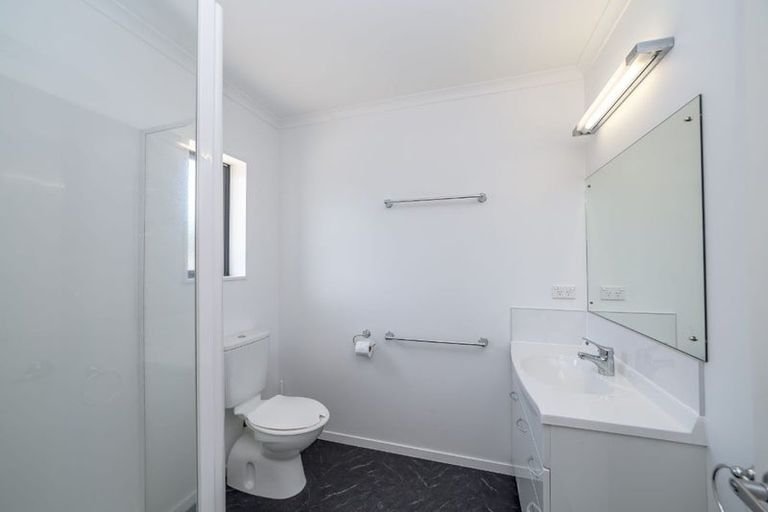 Photo of property in 12 Taylor Street, Carterton, 5713