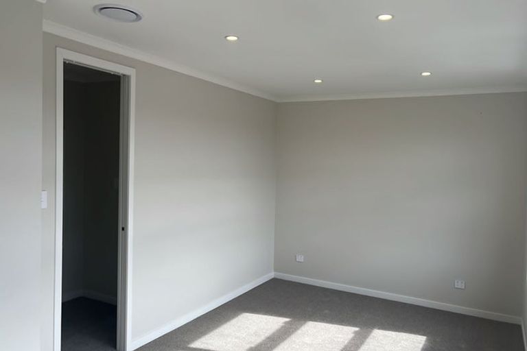 Photo of property in 2 Bendridge Street, Flat Bush, Auckland, 2019