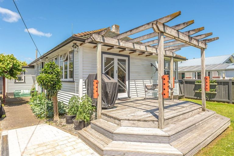 Photo of property in 16 Wakefield Street, Whanganui East, Whanganui, 4500