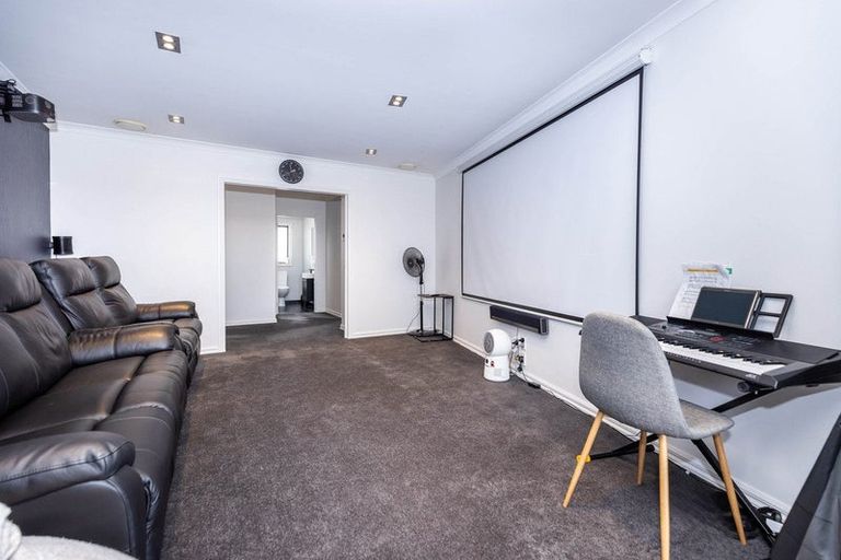 Photo of property in 15 Naomi Place, Cambridge, 3434