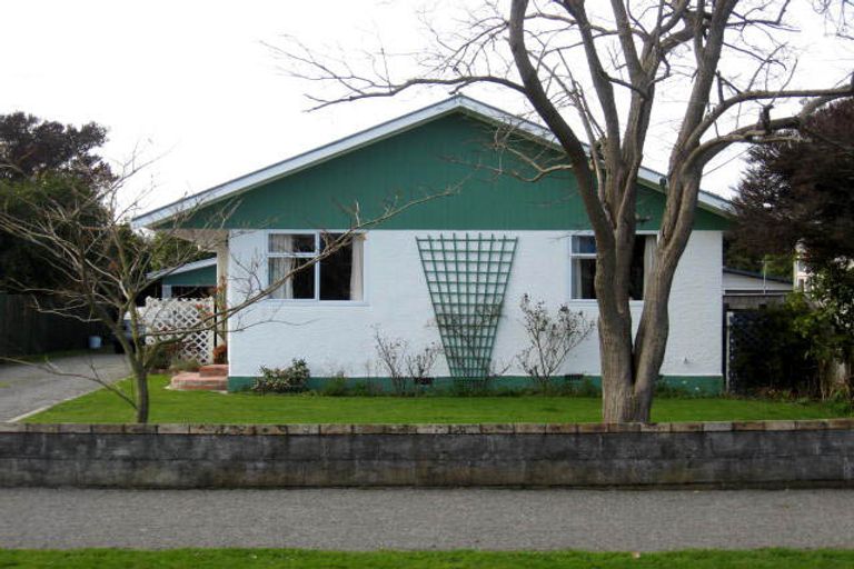 Photo of property in 18 Vivian Street, Solway, Masterton, 5810