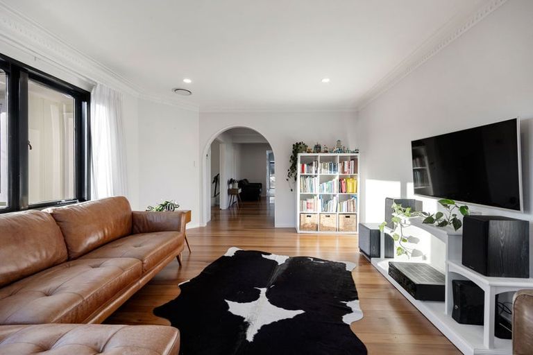 Photo of property in 30 Knighton Road, Hillcrest, Hamilton, 3216