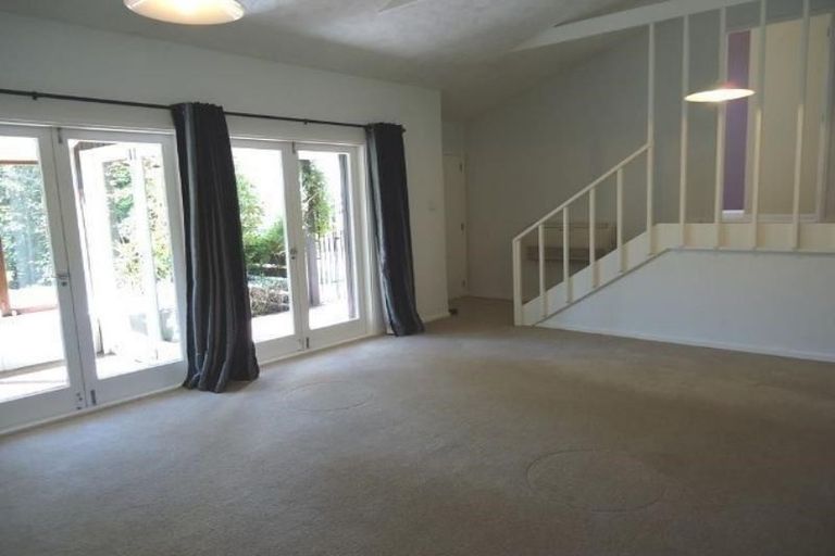 Photo of property in 2/12 Deloraine Street, Somerfield, Christchurch, 8024