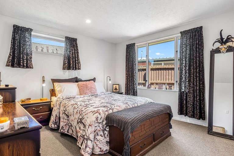 Photo of property in 1/129 Vagues Road, Northcote, Christchurch, 8052