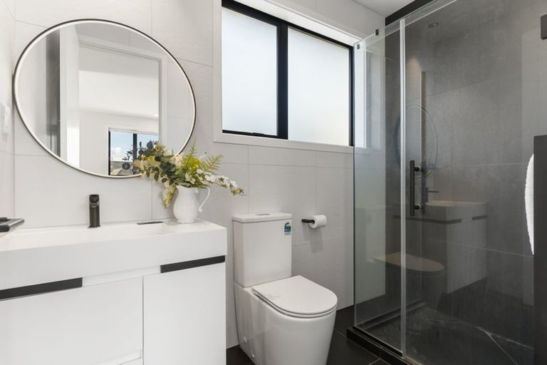 Photo of property in 1 Turbine Way, Hobsonville, Auckland, 0616