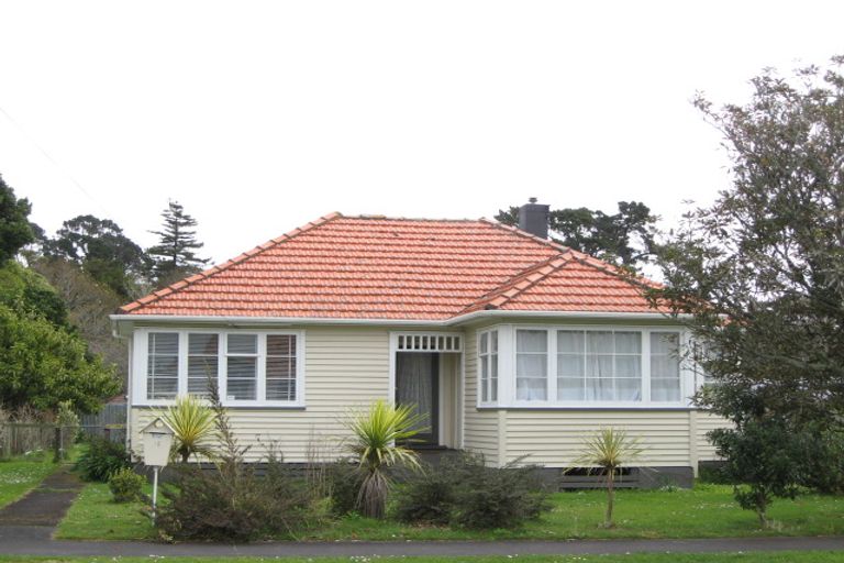 Photo of property in 12 List Street, Welbourn, New Plymouth, 4310