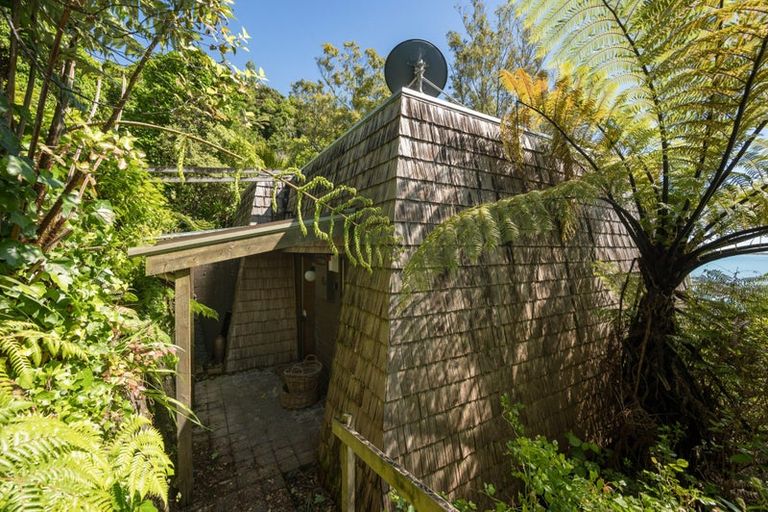 Photo of property in 580 Cable Bay Road, Cable Bay, Nelson, 7071