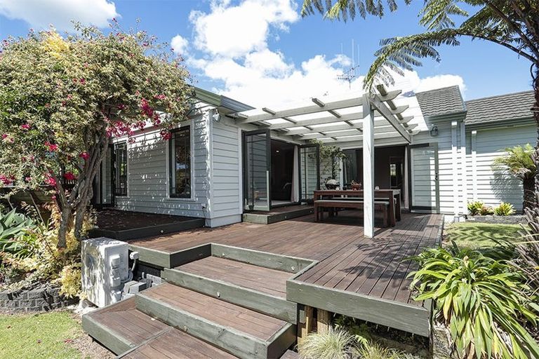 Photo of property in 16 Taramea Rise, Pyes Pa, Tauranga, 3112