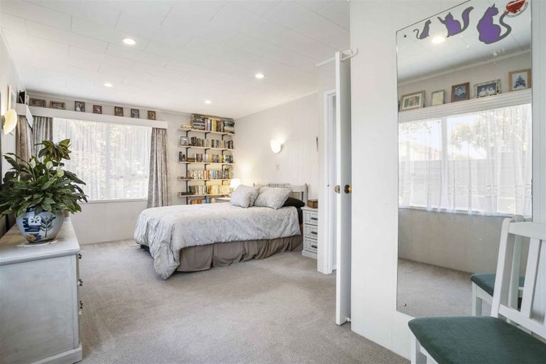 Photo of property in 144 Pigeon Mountain Road, Half Moon Bay, Auckland, 2012