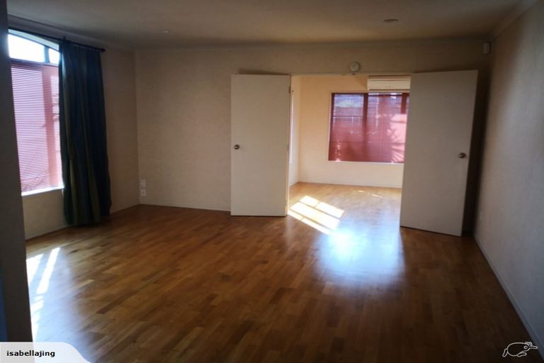 Photo of property in 20 Erne Crescent, East Tamaki, Auckland, 2016