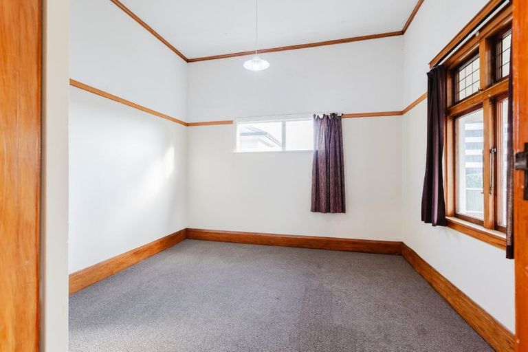 Photo of property in 10 Ada Street, Hokowhitu, Palmerston North, 4410
