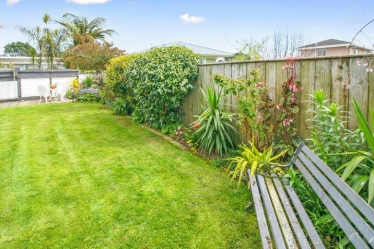 Photo of property in 131a Mangorei Road, Merrilands, New Plymouth, 4312