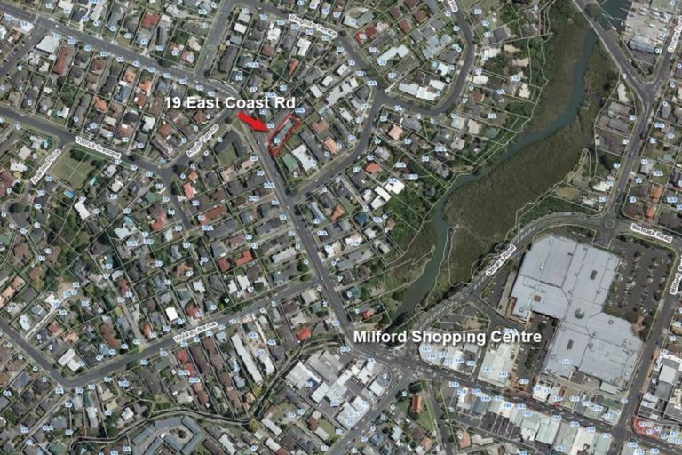 Photo of property in 19 East Coast Road, Milford, Auckland, 0620