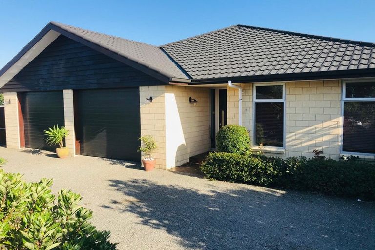 Photo of property in 18 Ernest Place, Brightwater, 7022
