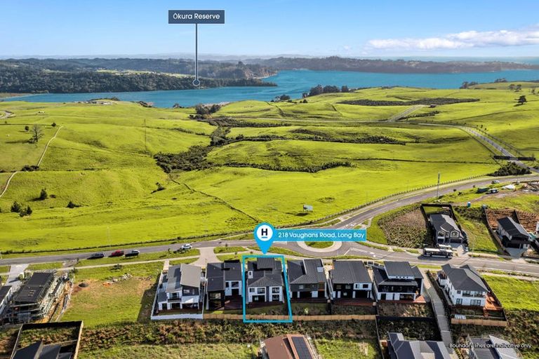 Photo of property in 218 Vaughans Road, Long Bay, Auckland, 0792