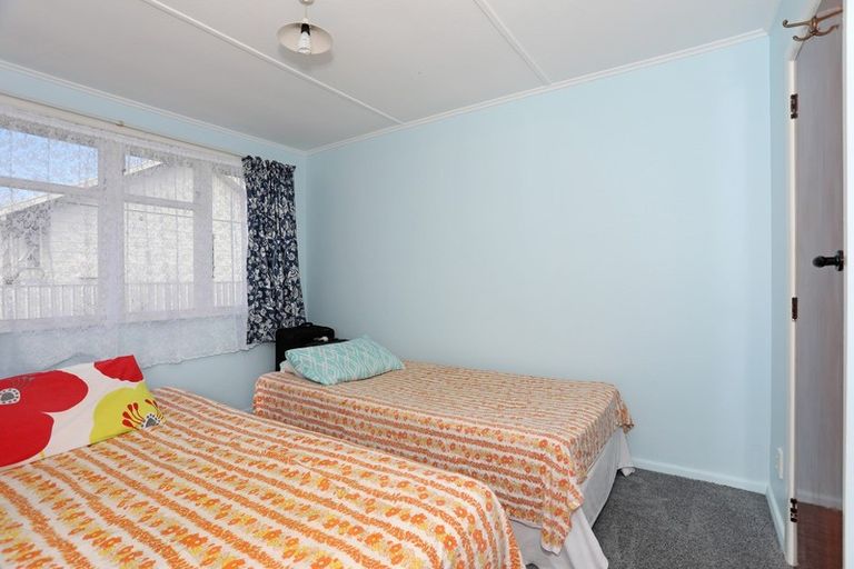 Photo of property in 27 Gordon Crescent, Marton, 4710