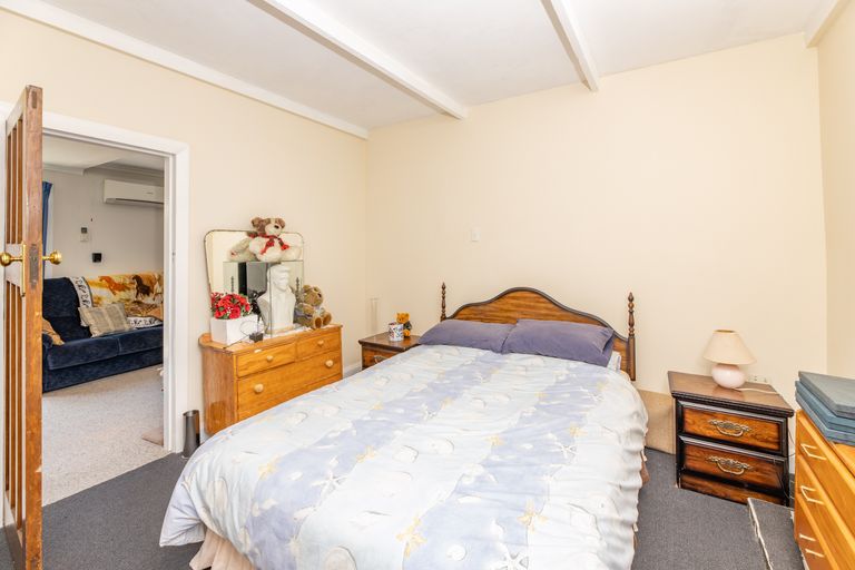 Photo of property in 23 Estuary Road, New Brighton, Christchurch, 8061