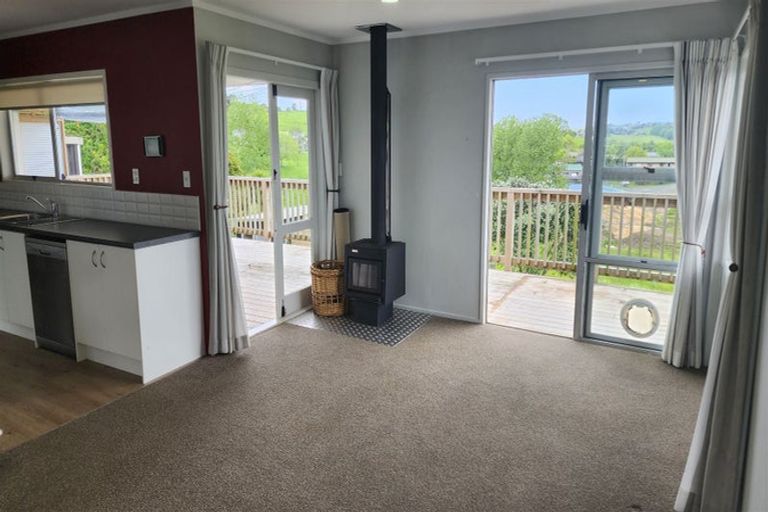 Photo of property in 19 Brigitte View, Snells Beach, 0920