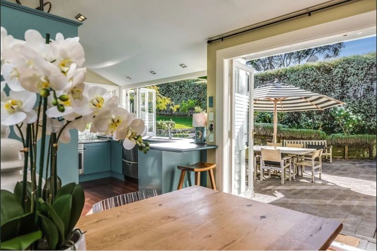 Photo of property in 11 Lochiel Road, Remuera, Auckland, 1050