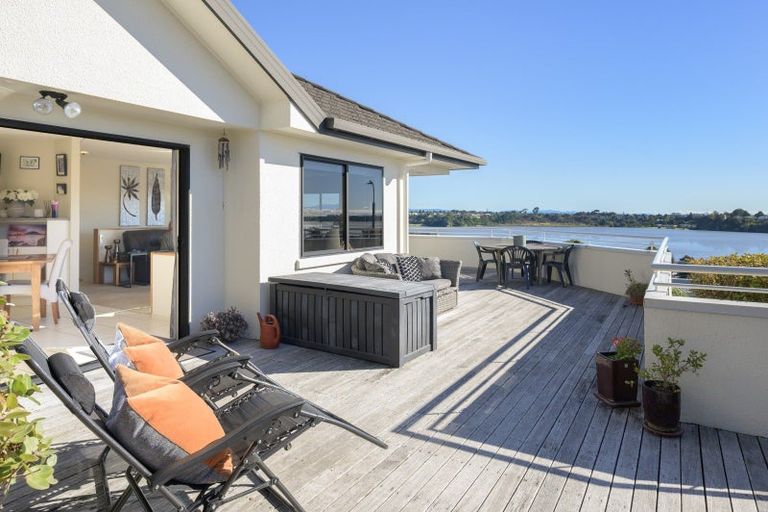 Photo of property in 29 Downing Place, Welcome Bay, Tauranga, 3112
