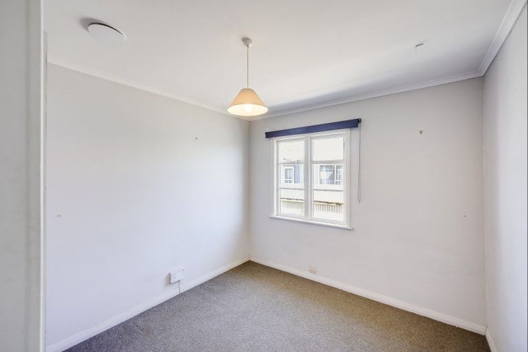 Photo of property in 2/1 Murphy Road, Taradale, Napier, 4112