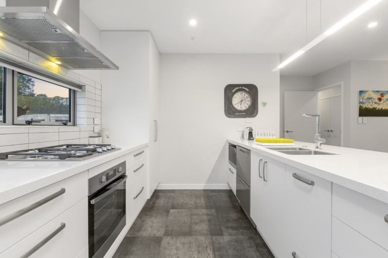 Photo of property in 18 Sharman Place, Pyes Pa, Tauranga, 3112