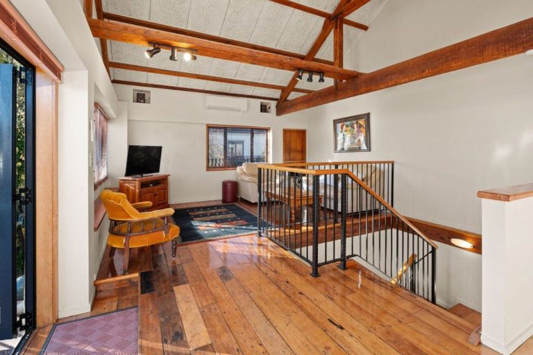 Photo of property in 84 Alpha Street, Cambridge, 3434