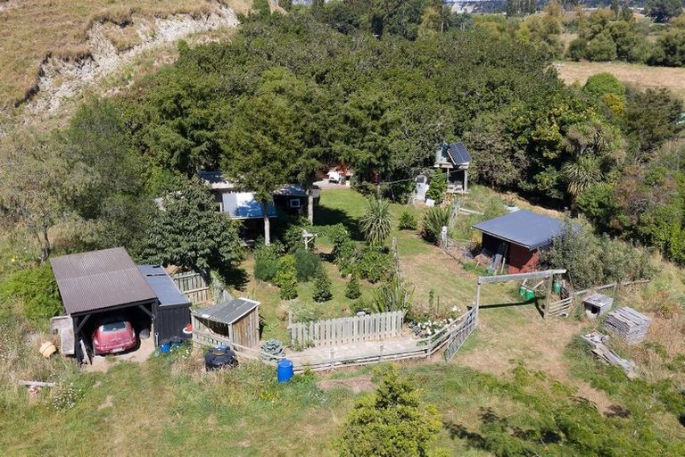 Photo of property in 247 Rangitikei Valley Road, Waituna West, Rewa, 4780