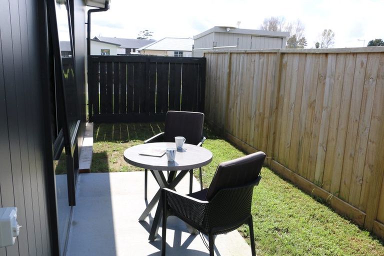 Photo of property in 15 Palm Drive, Whitianga, 3510