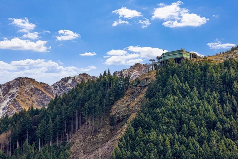 Photo of property in 56a Belfast Terrace, Queenstown, 9300