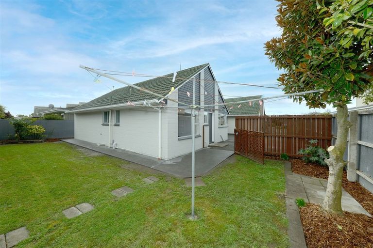 Photo of property in 2/19 Molesworth Place, Somerfield, Christchurch, 8024