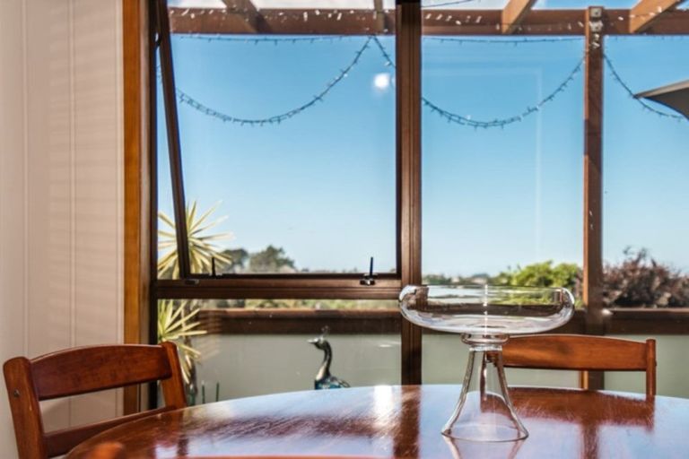 Photo of property in 70a Sutherland Road, Brookfield, Tauranga, 3110