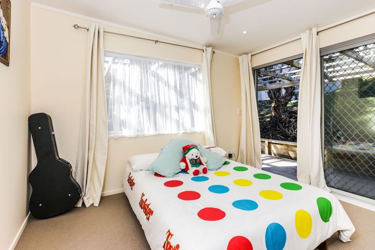 Photo of property in 39 Foster Avenue, Huia, Auckland, 0604