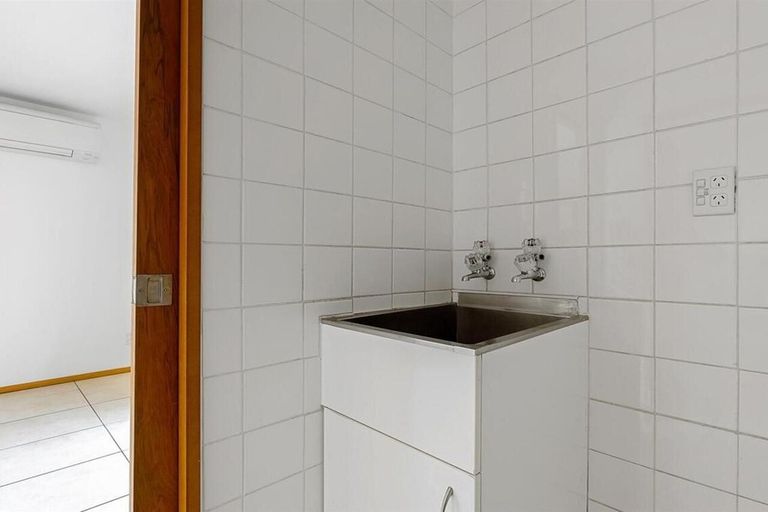 Photo of property in 12b George Street, Riccarton, Christchurch, 8041