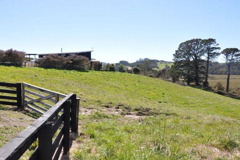 Photo of property in 252 Ridge Road, Mahurangi East, Warkworth, 0982
