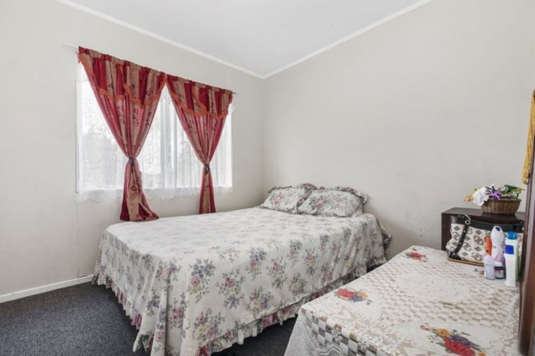 Photo of property in 1/157 Te Irirangi Drive, Flat Bush, Auckland, 2019