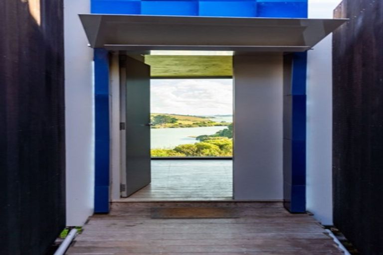 Photo of property in 4b Kotare Road, Kaiwaka, 0573